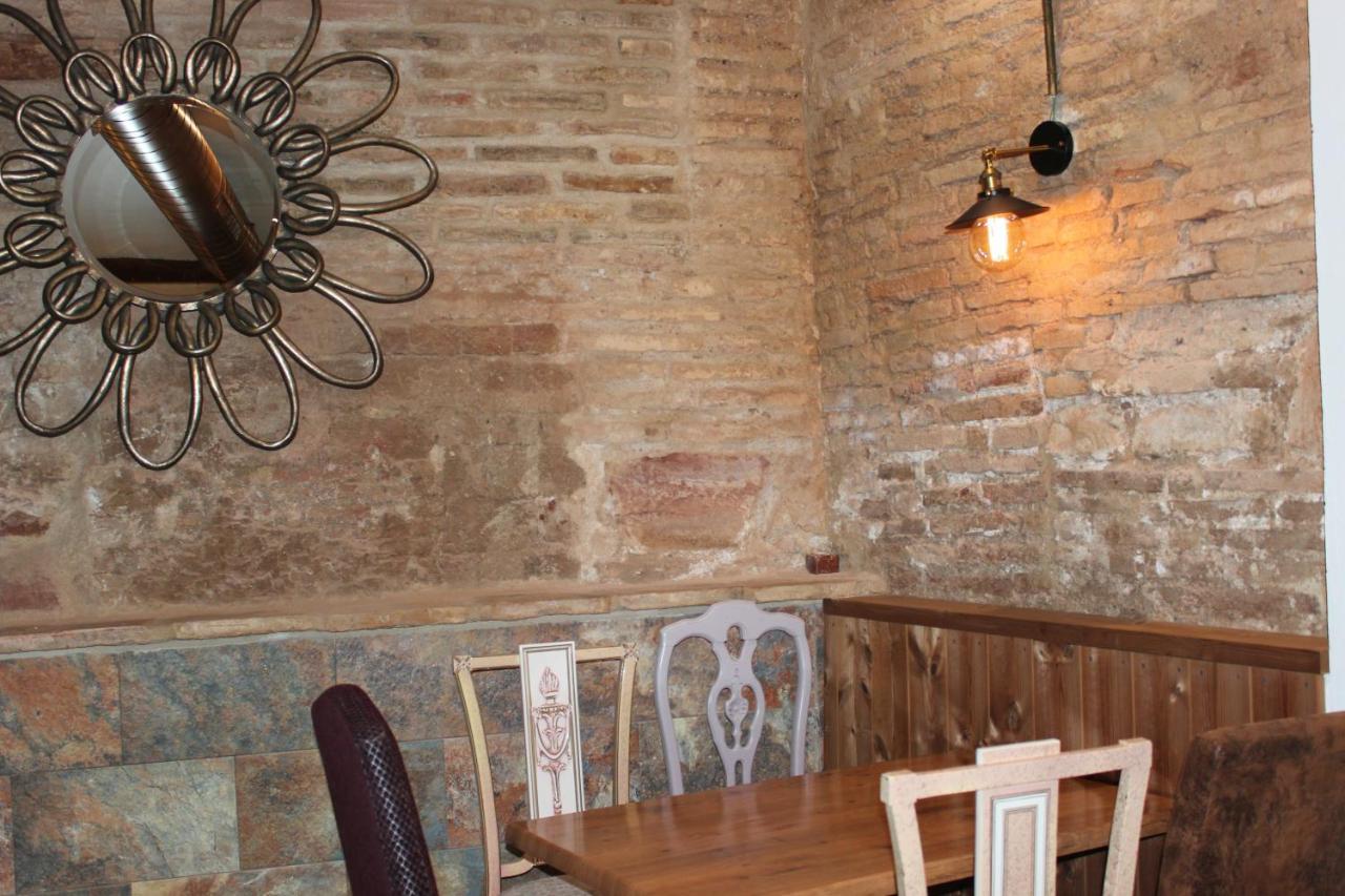 Suite Del Castillo Andujar Exterior photo